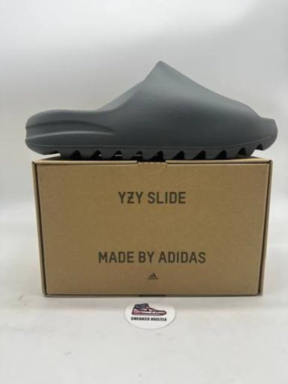 Yeezy Slides size 8 Slate Grey